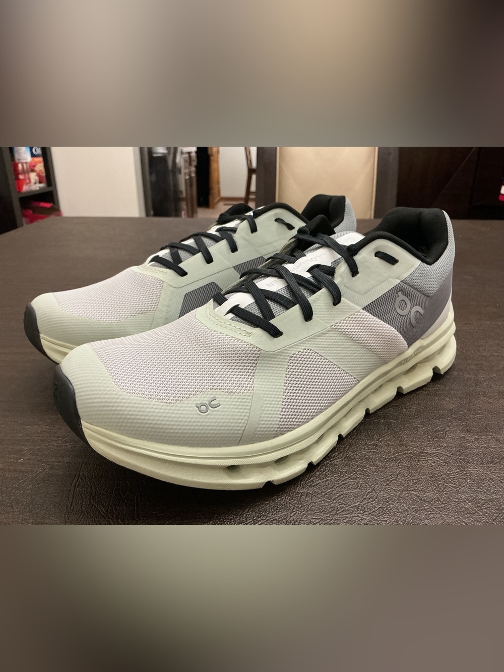 On Cloud -Cloudrunner Women Size 9.5